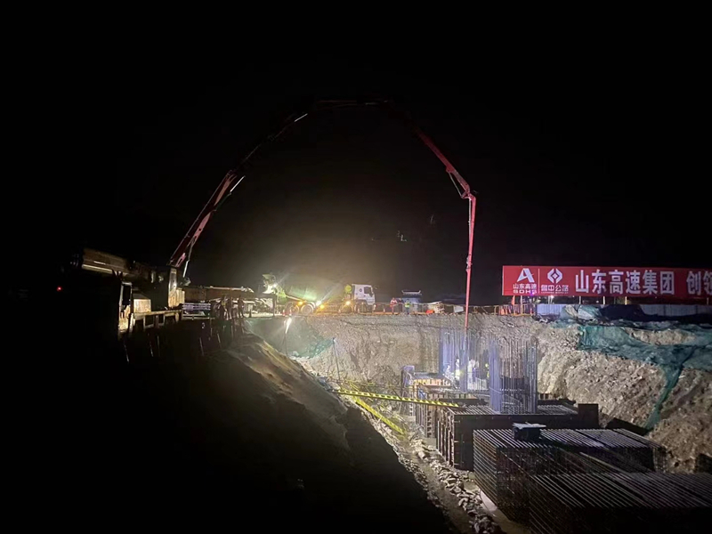 01a6ebf271b4211295f98f6f7d27a17_副本