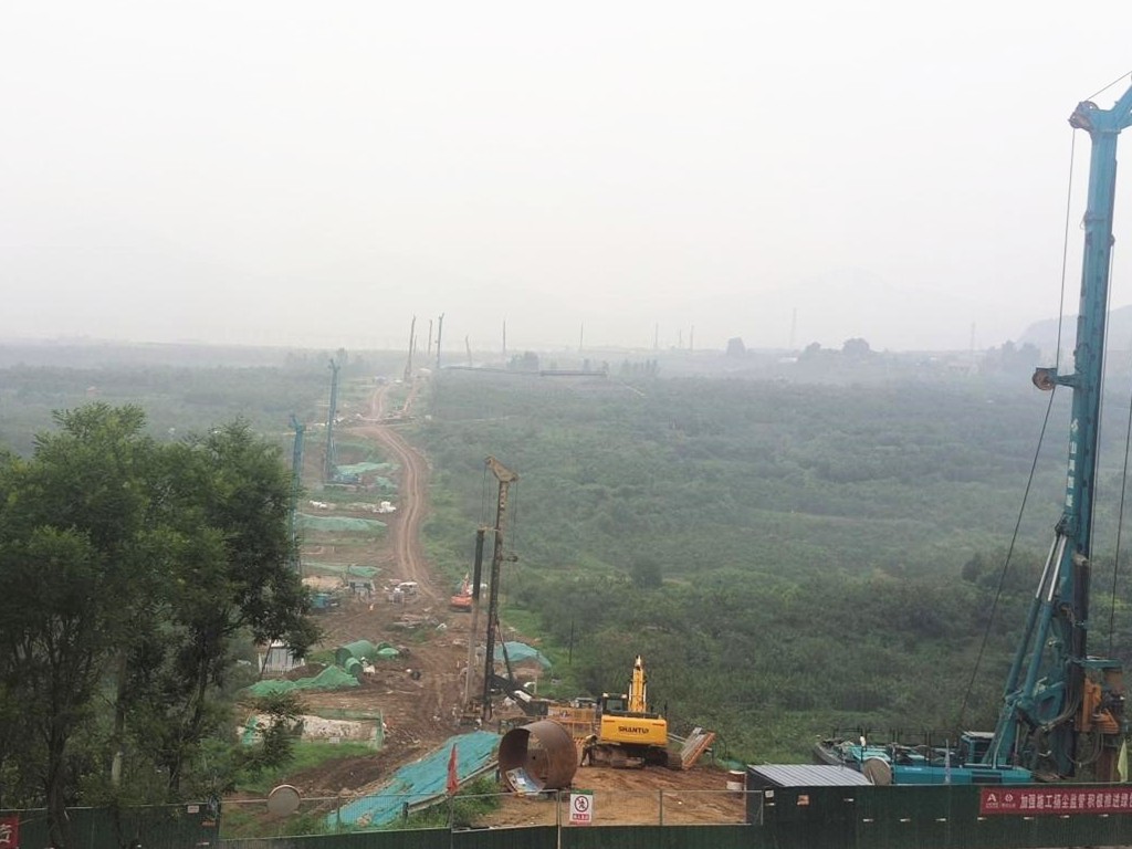 瓦日鐵路分離立交橋工程動態