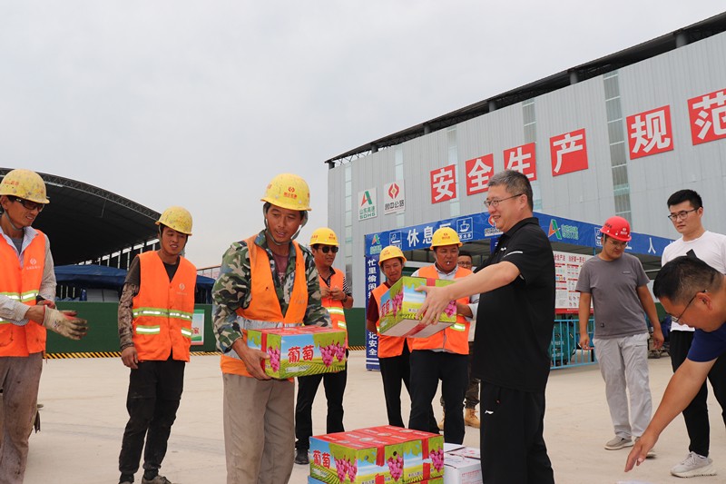 情系農民工，慰問暖人心