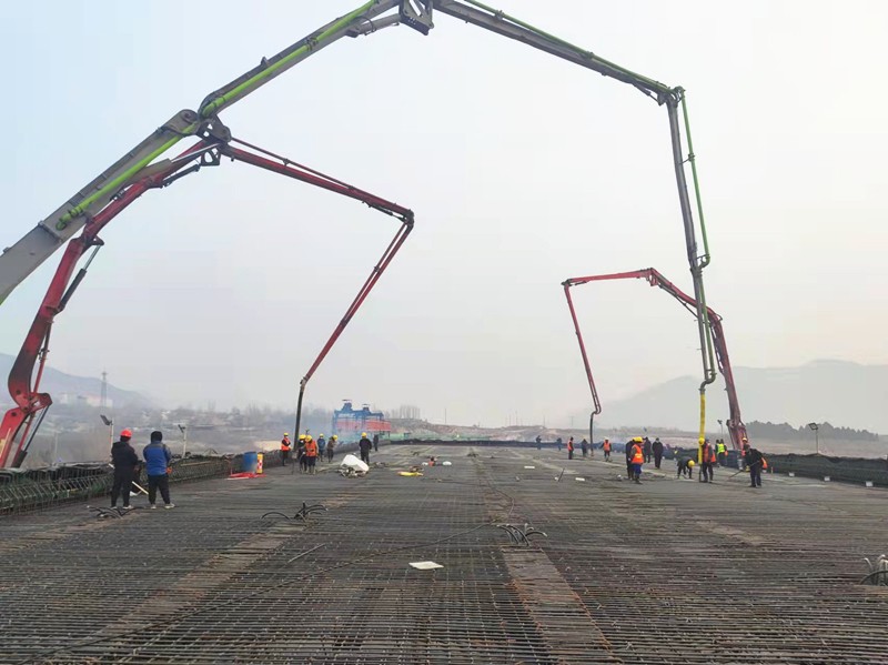 石溝大橋現澆箱梁現場澆筑_副本 石溝大橋現澆箱梁現場澆筑_副本