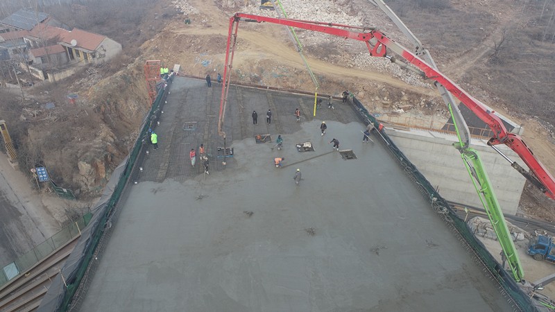 石溝大橋現澆箱梁現場澆筑收尾_副本 石溝大橋現澆箱梁現場澆筑收尾_副本