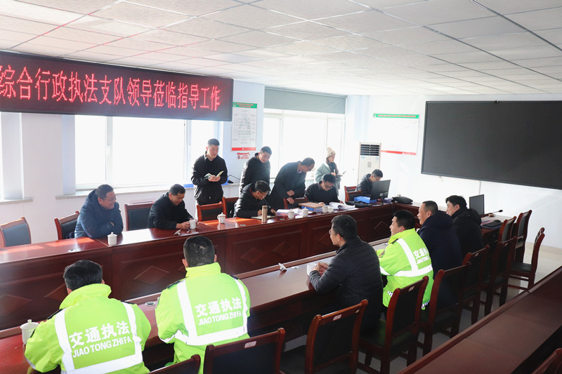 市交通運輸綜合行政執法支隊到臨臨六標進行安全檢查