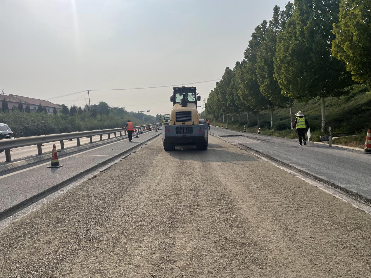 第二區域項目部全力推動S102項目建設