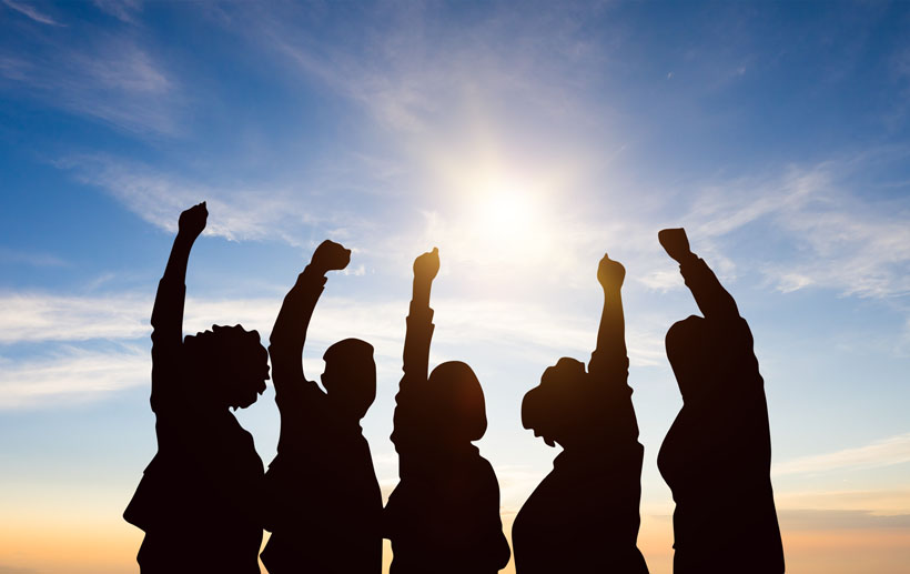 向著春天，奔赴希望