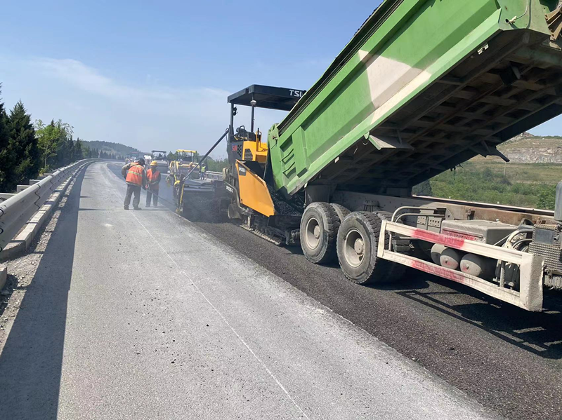 【一提三保】鏖戰決勝時！S102項目大中修施工進入最后沖刺階段