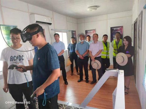 第二工程公司第二項目部組織安全體驗館體驗活動