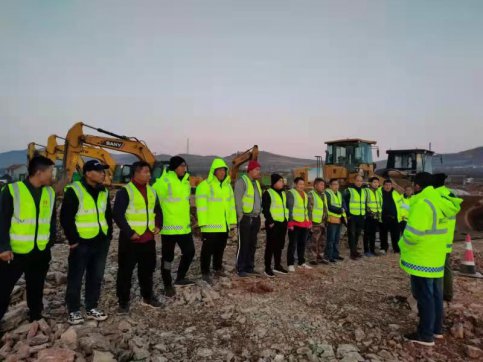 臨臨六標三分部爭朝夕掀大干