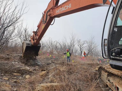【臨臨風采】臨臨高速六標韓王崮隧道洞口開始清表施工
